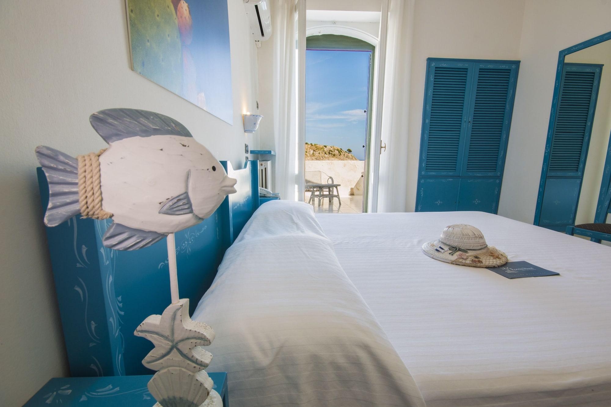 Hotel La Roccia Castro  Eksteriør billede