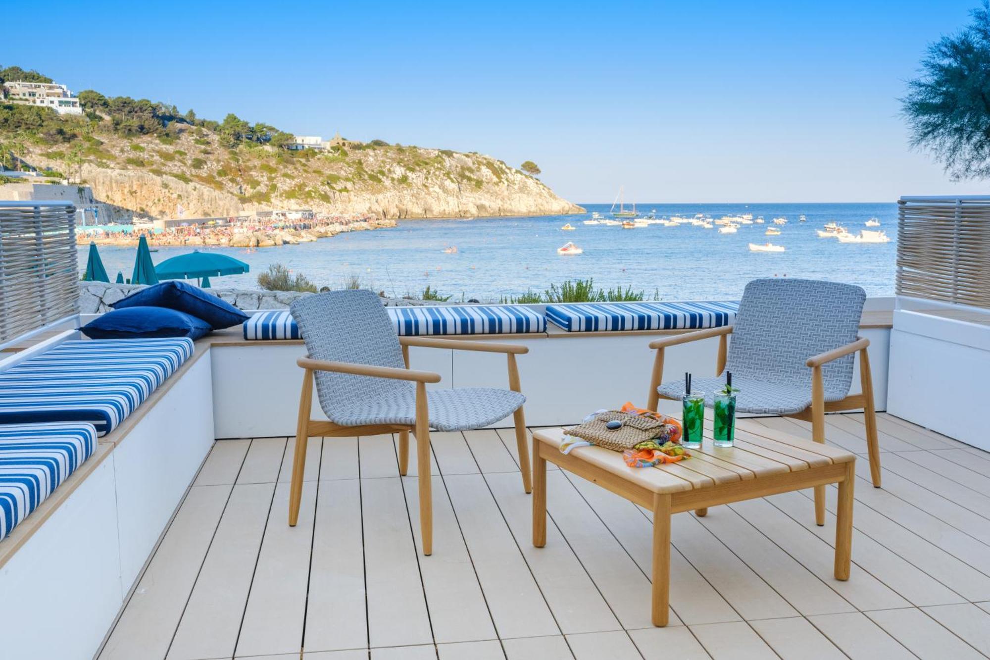 Hotel La Roccia Castro  Eksteriør billede